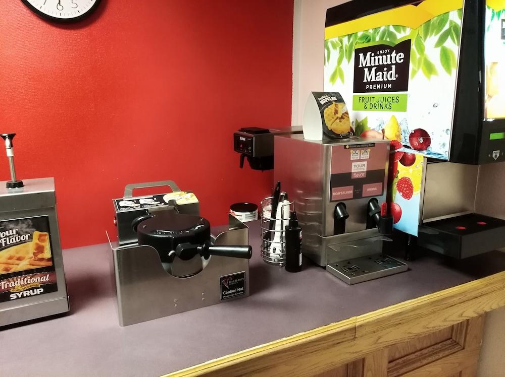 Econo Lodge Hornell Luaran gambar