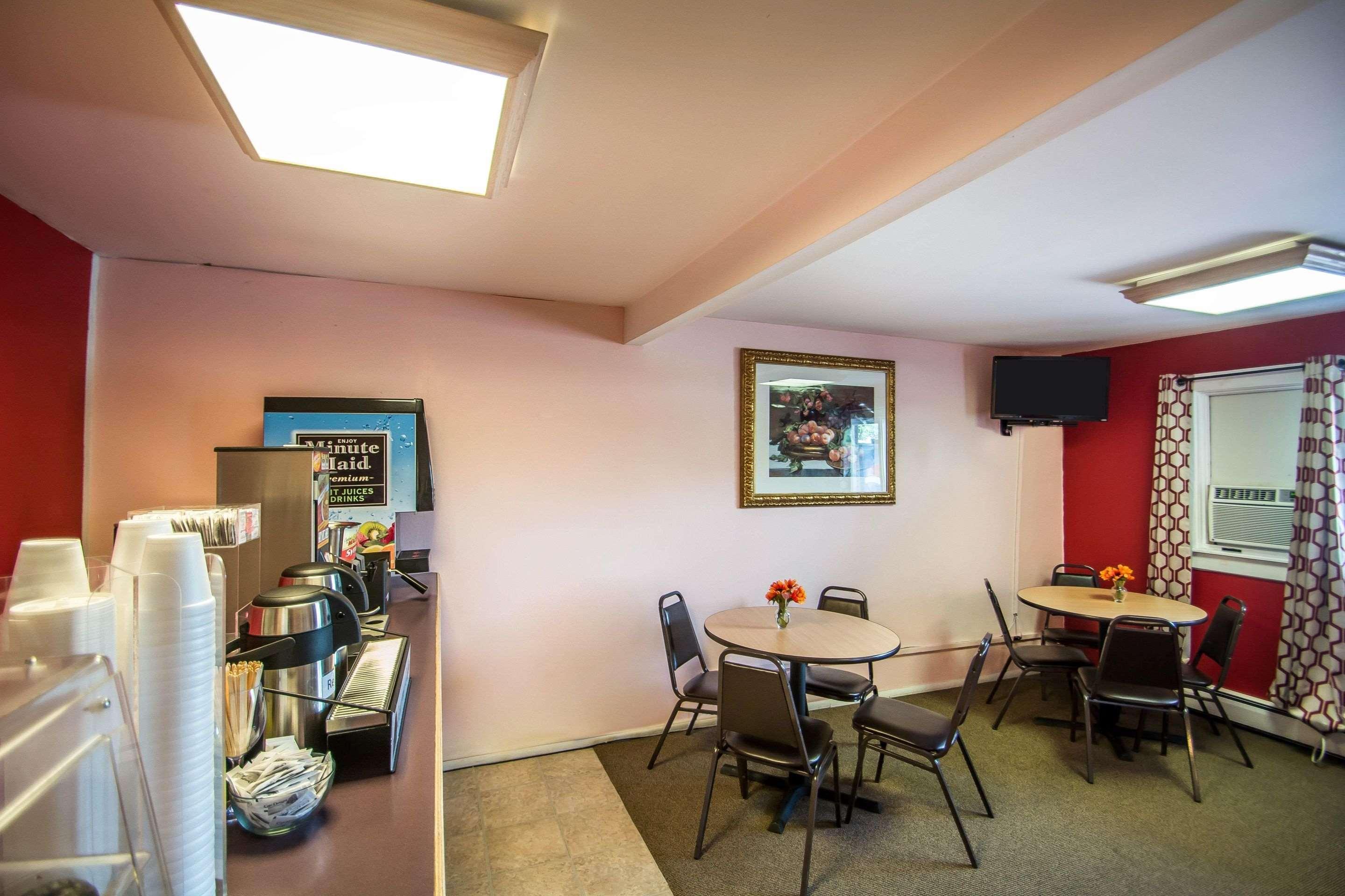 Econo Lodge Hornell Luaran gambar