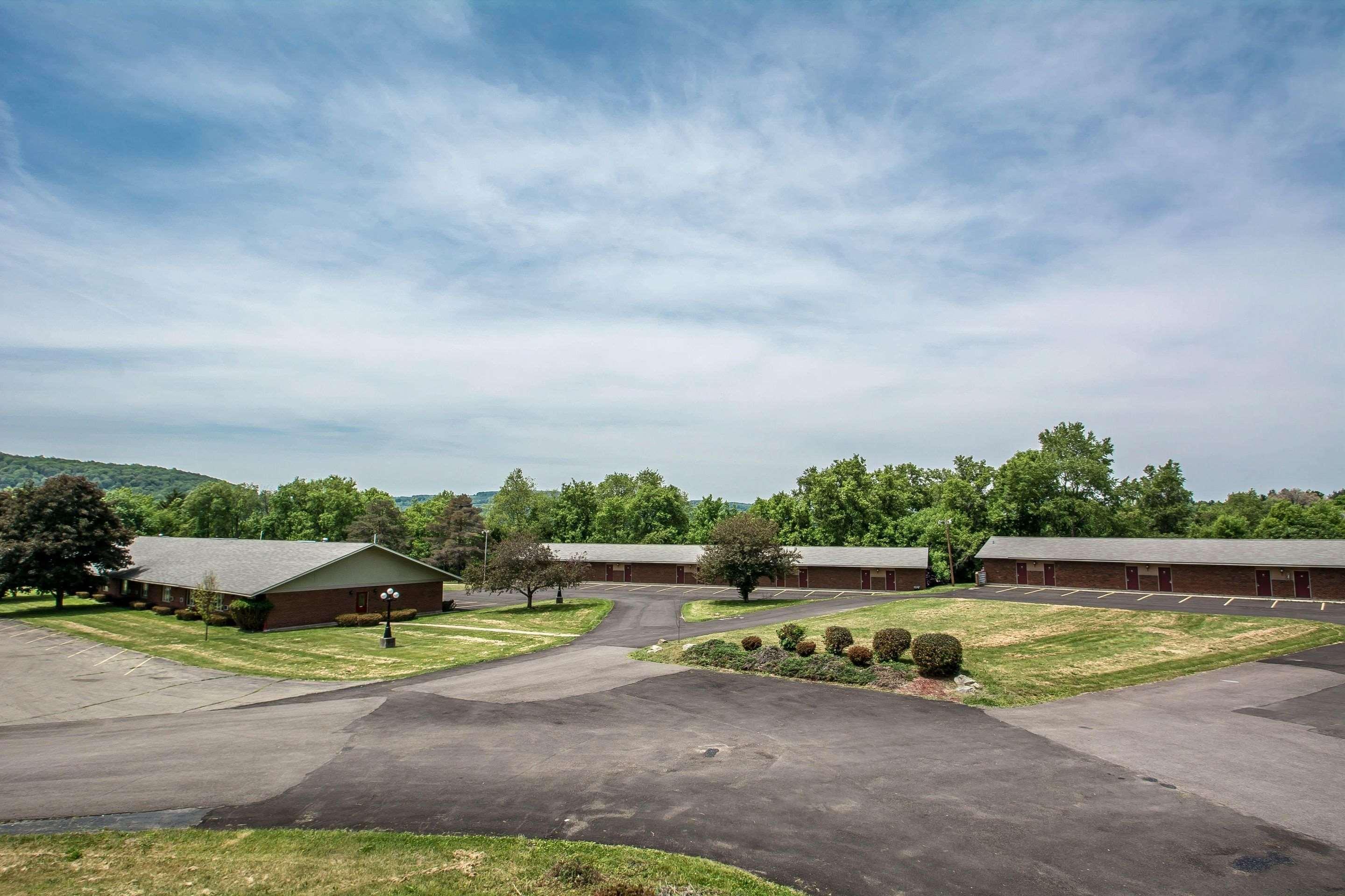 Econo Lodge Hornell Luaran gambar
