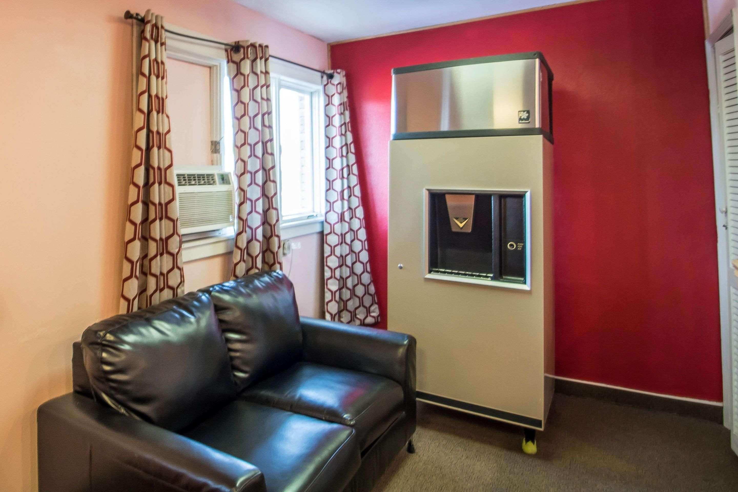 Econo Lodge Hornell Luaran gambar